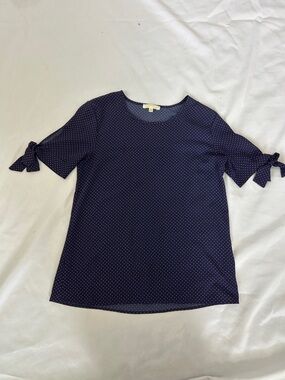 Short-Sleeve Navy Polka Dot Tie-Sleeve Blouse
